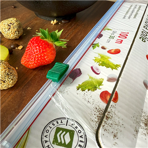 Potravinová fólie s řezačkou PVC 30 cm x 100 m ideal pack®