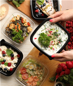 Plastová miska PP 160x160x53 mm hranatá 625 ml černá